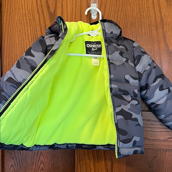 OshKosh B'gosh Gray Camo Puffer Jacket with Neon Yellow Lining, 12 Months - Picture 12 of 12